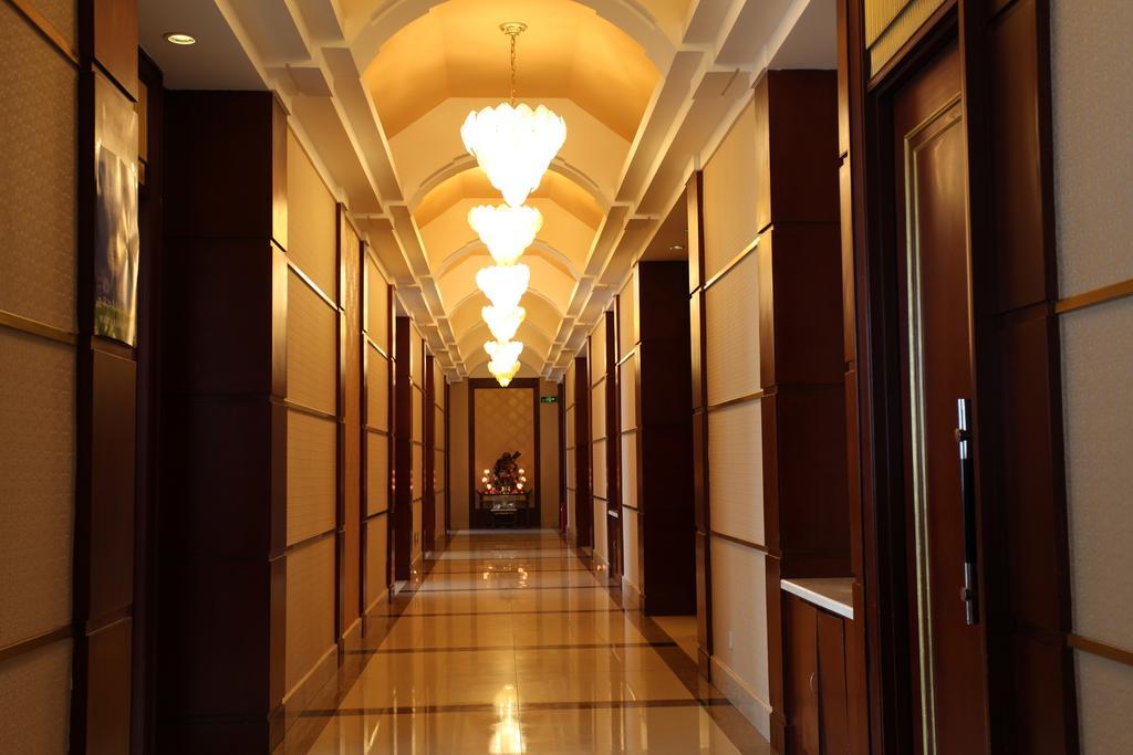 Milky Way Hotel ハルビン エクステリア 写真